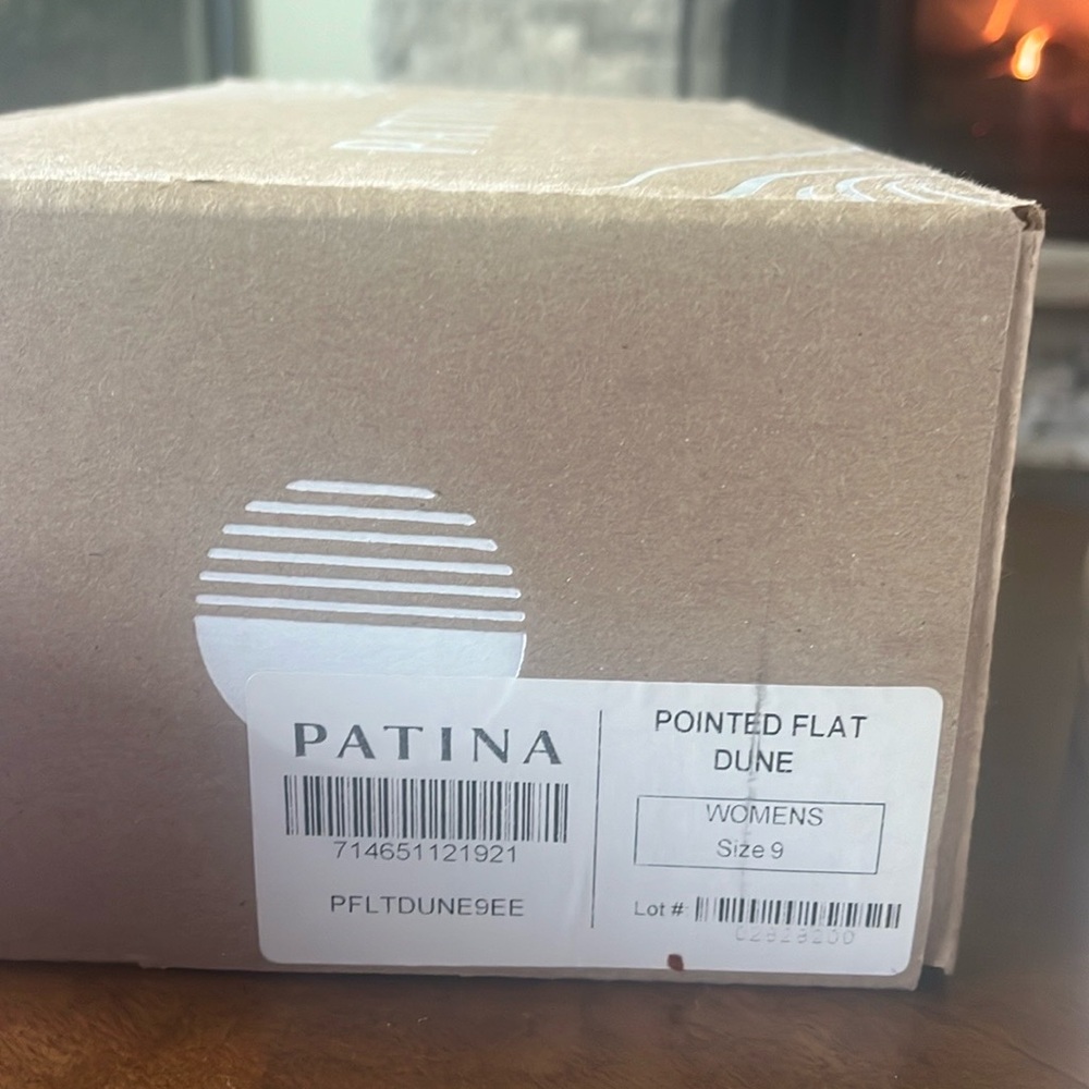Brand new Portland Leather “pointed flat” in Dune. - Picture 6 of 6